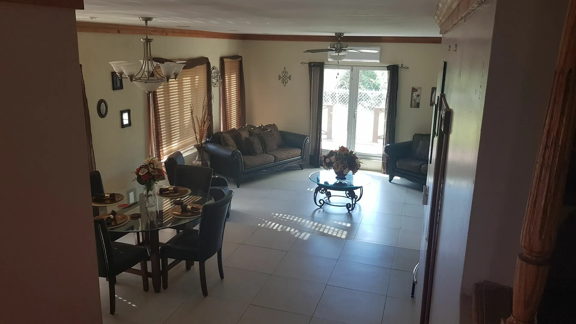 Ultimate Tourism Experience Villa Nassau Holiday home